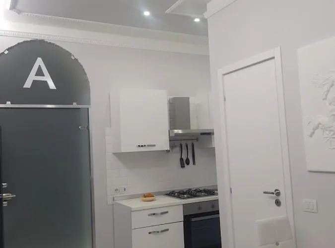 Black & White Holiday home Milan
